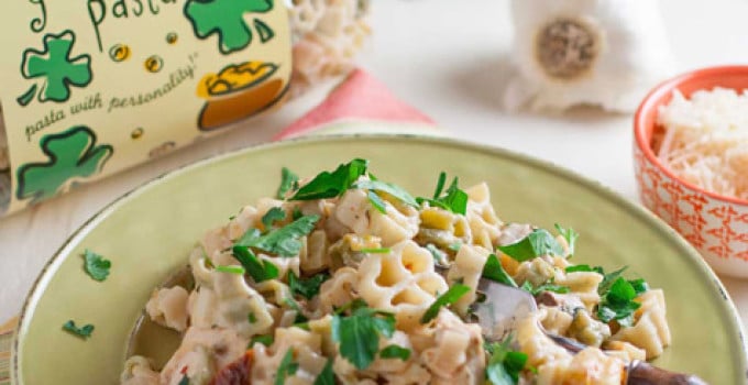 Creamy Chicken and Sun Dried Tomato Pasta | WorldofPastabilities.com | Delicious updated chicken casserole with bursts of flavor! Can be made ahead or frozen for later. Yum!