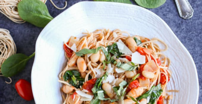 Roasted Tomatoes, White Beans, and Spinach with Whole Wheat Pasta