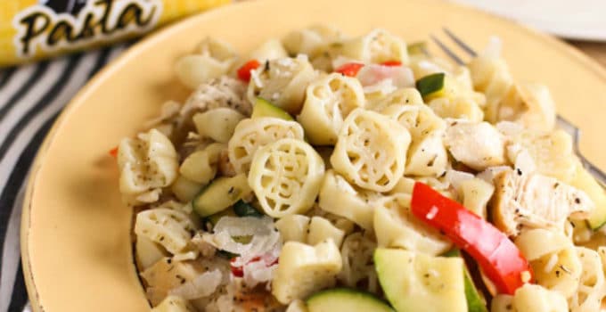 Boston Bruins Pasta's Pasta Primavera with Chicken | Light and delicious recipe your family will love! | Go Bruins! | WorldofPastabilities.com