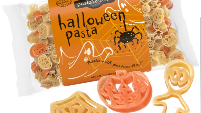 Halloween Pasta Bag with pasta pieces