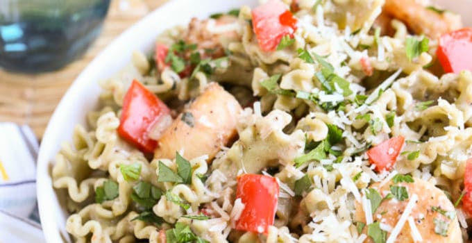 Spinach Basil Garlic Pasta Light Creamy Seafood | Simple and Delicious recipe with lots of flavor and great texture | World of Pastabilities