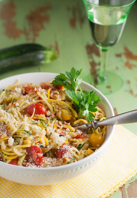 zucchini “pasta” with chicken, white wine, & tomatoes