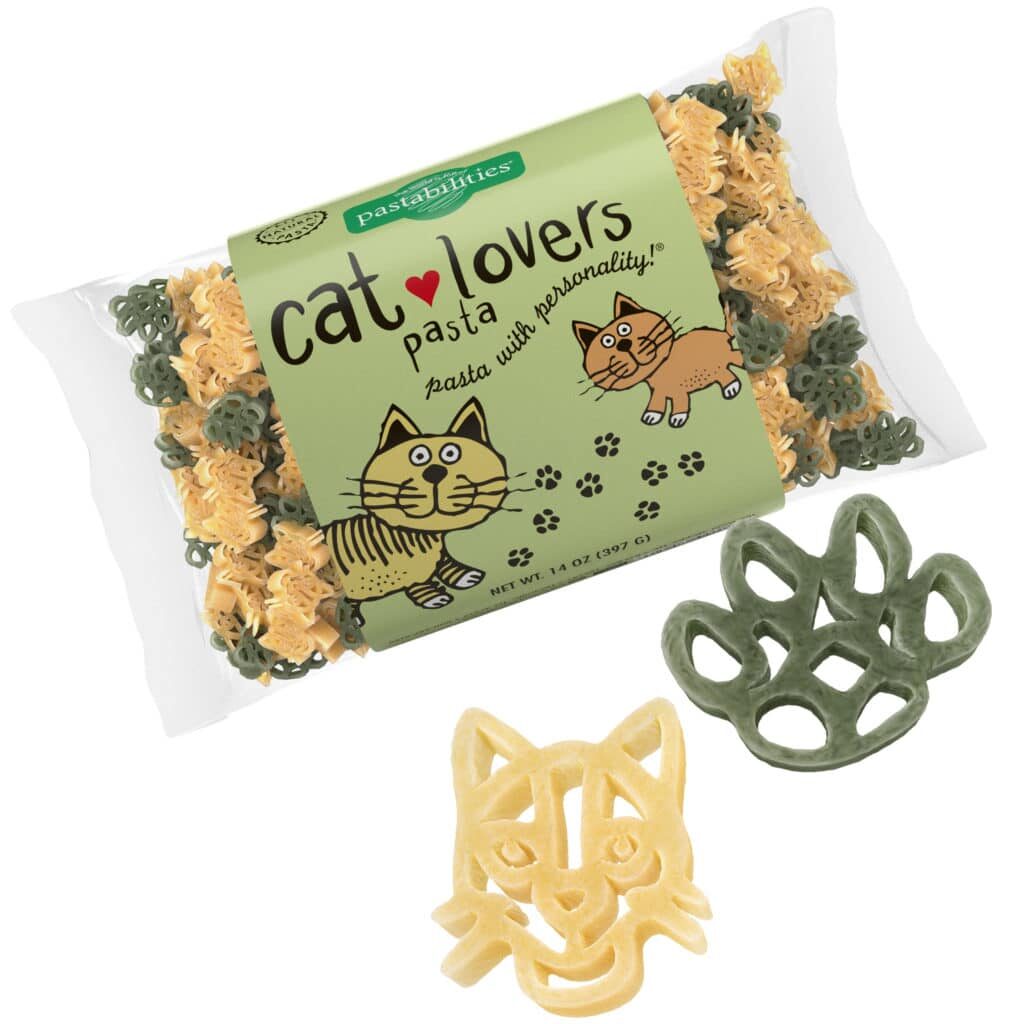 Cat Lovers Pasta Bag with pasta pieces
