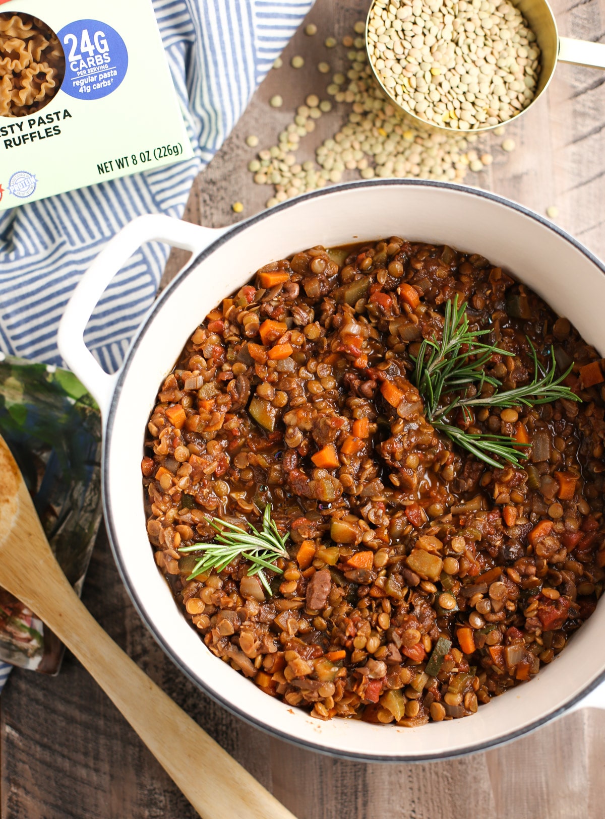 lentil bolognese with low carb pasta