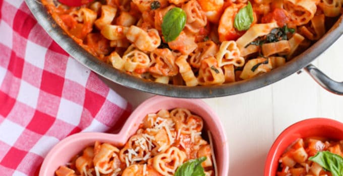 Simple Vodka Cream Sauce with Shrimp | Easy and delicious with only a few ingredients! Everyone loves this sauce - and the shrimp takes it up a notch! | WorldofPastabilities.com