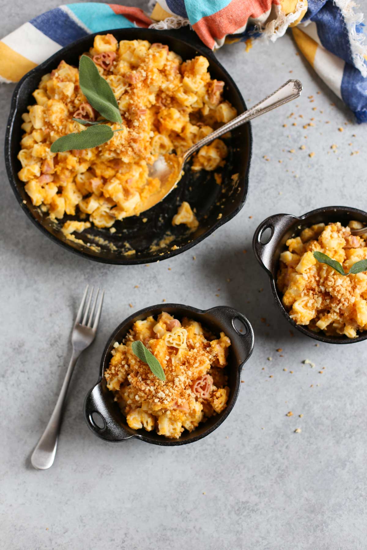 Healthy Butternut Mac and Cheese | Enjoy mac and cheese like never before! Butternut squash shines with a bit of Parmesan and cheddar...not to be missed...except for the calories! | WorldofPastabilities.com