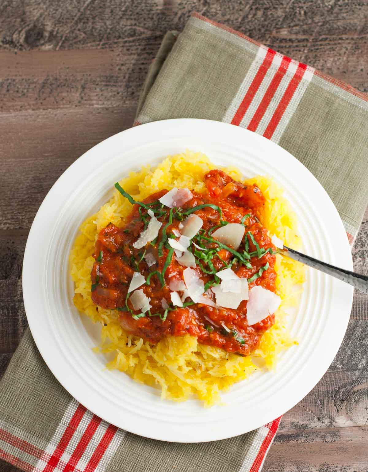 Roasted Spaghetti Squash | WorldofPastabilities.com | Easy to roast and delicious in flavor - healthy and tastes like pasta!